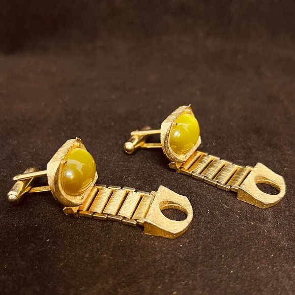 Vintage Swank Gold Tone With Green Oval Cabochons Wrap Around Cufflinks (3829) - Picture 3 of 4